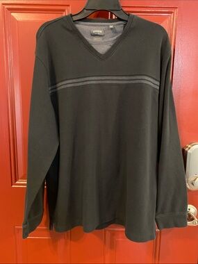 Arrow Men's Black V-Neck Sweater with Subtle Gray Stripe